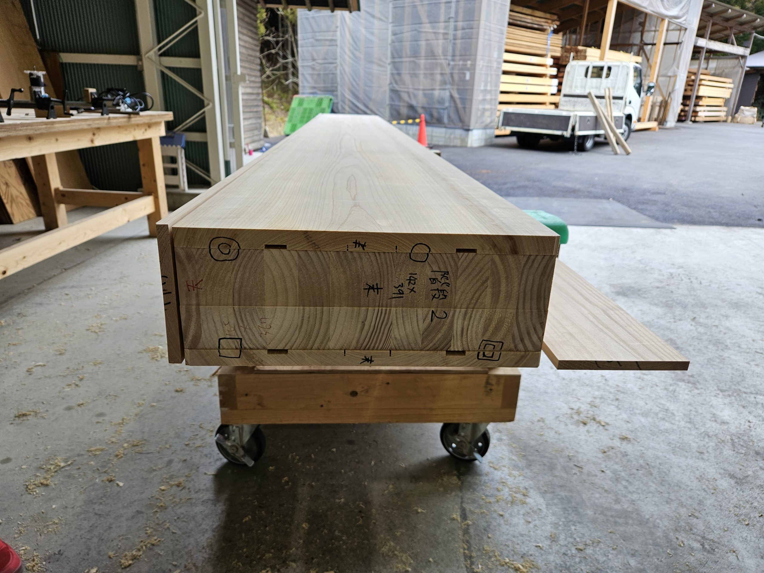 厚突板貼り 化粧梁・化粧柱 - 画像 (2)